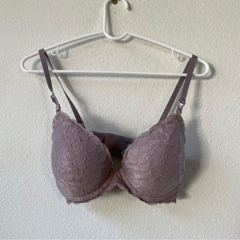 Aerie lace 34D lavender bra with back clasp